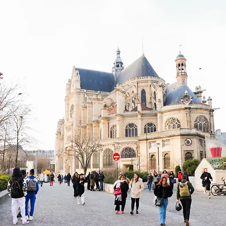 Spacieux En Plein Coeur De Apartament *